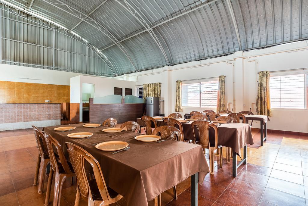 Treebo Pappilon Palace - Pvs Circle Mangaluru Zewnętrze zdjęcie