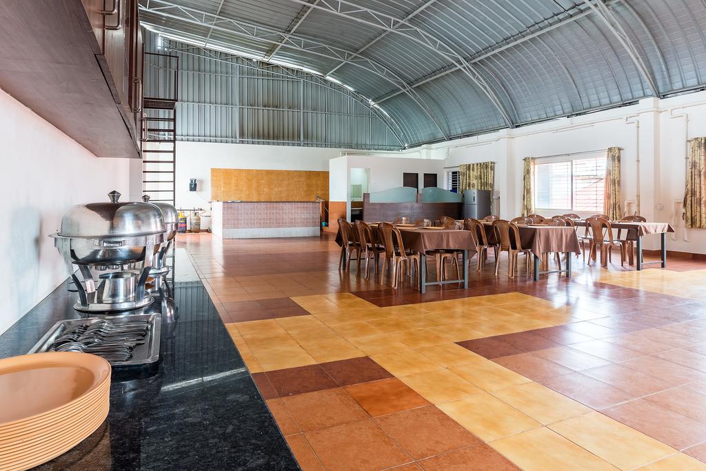 Treebo Pappilon Palace - Pvs Circle Mangaluru Zewnętrze zdjęcie