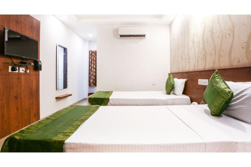 Treebo Pappilon Palace - Pvs Circle Mangaluru Zewnętrze zdjęcie